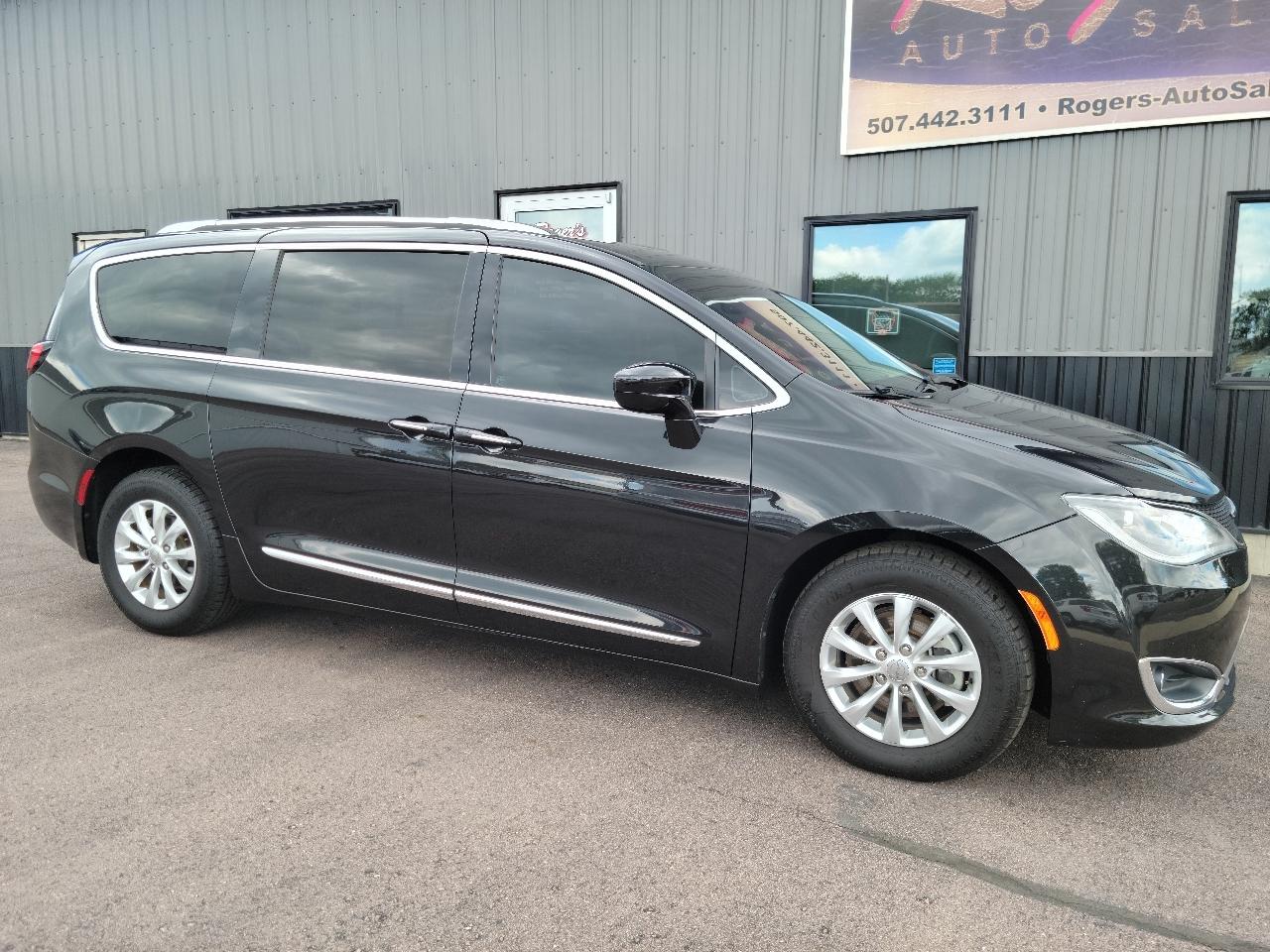 Chrysler Pacifica Touring L Plus FWD 2018