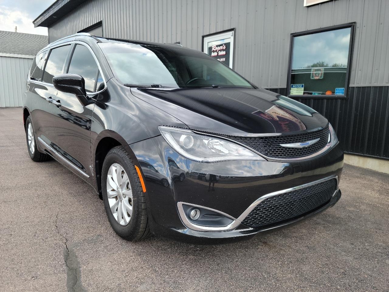 Chrysler Pacifica Touring L Plus FWD 2018