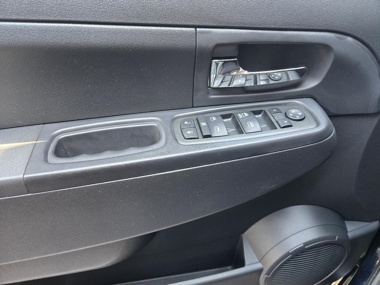 Jeep Liberty 4WD 4dr Sport 2011