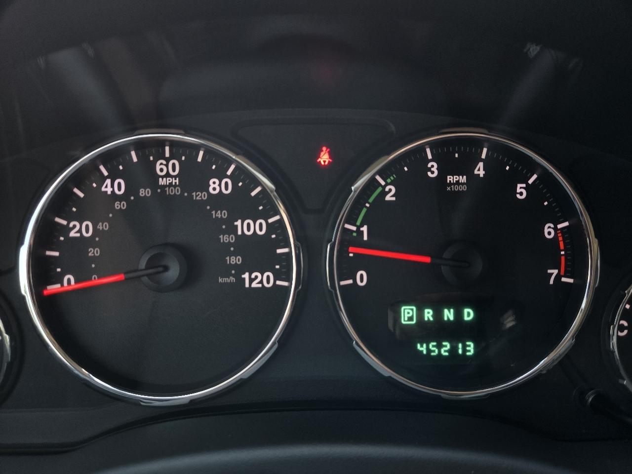 Jeep Liberty 4WD 4dr Sport 2011