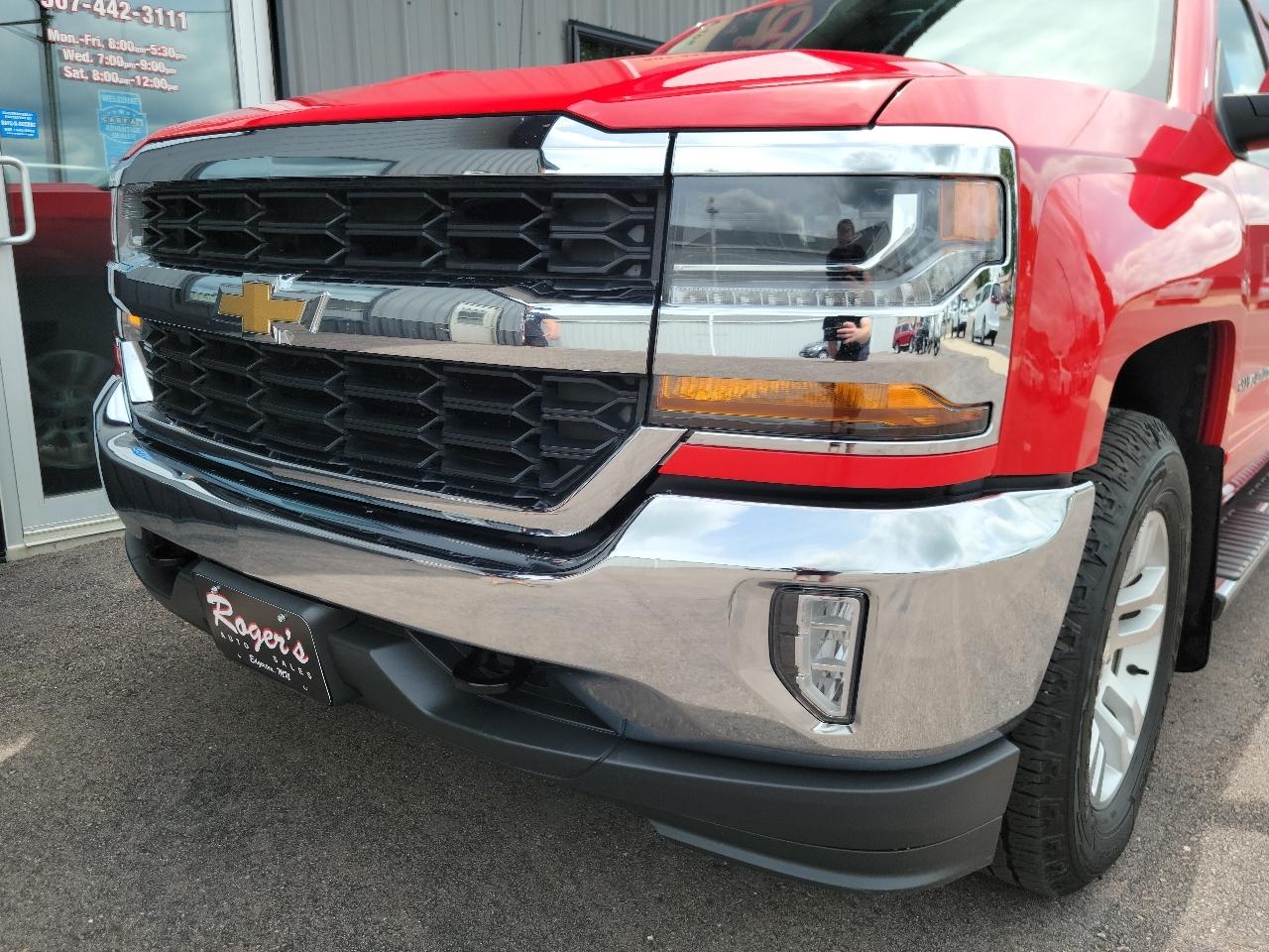 Chevrolet Silverado 1500 4WD Crew Cab 143.5" LT w/1LT 2016