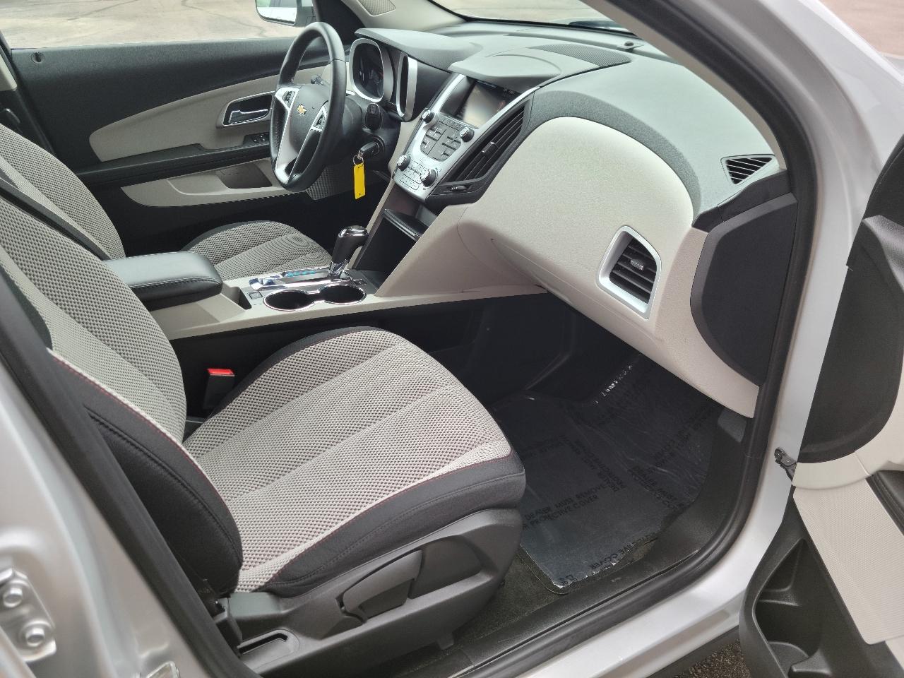 Chevrolet Equinox AWD 4dr LT w/1LT 2017