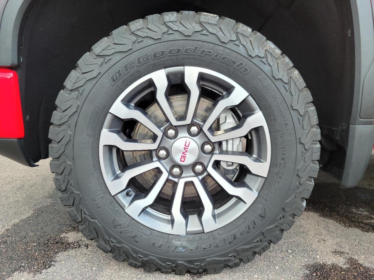 GMC Sierra 1500 4WD Crew Cab 147" AT4 2021
