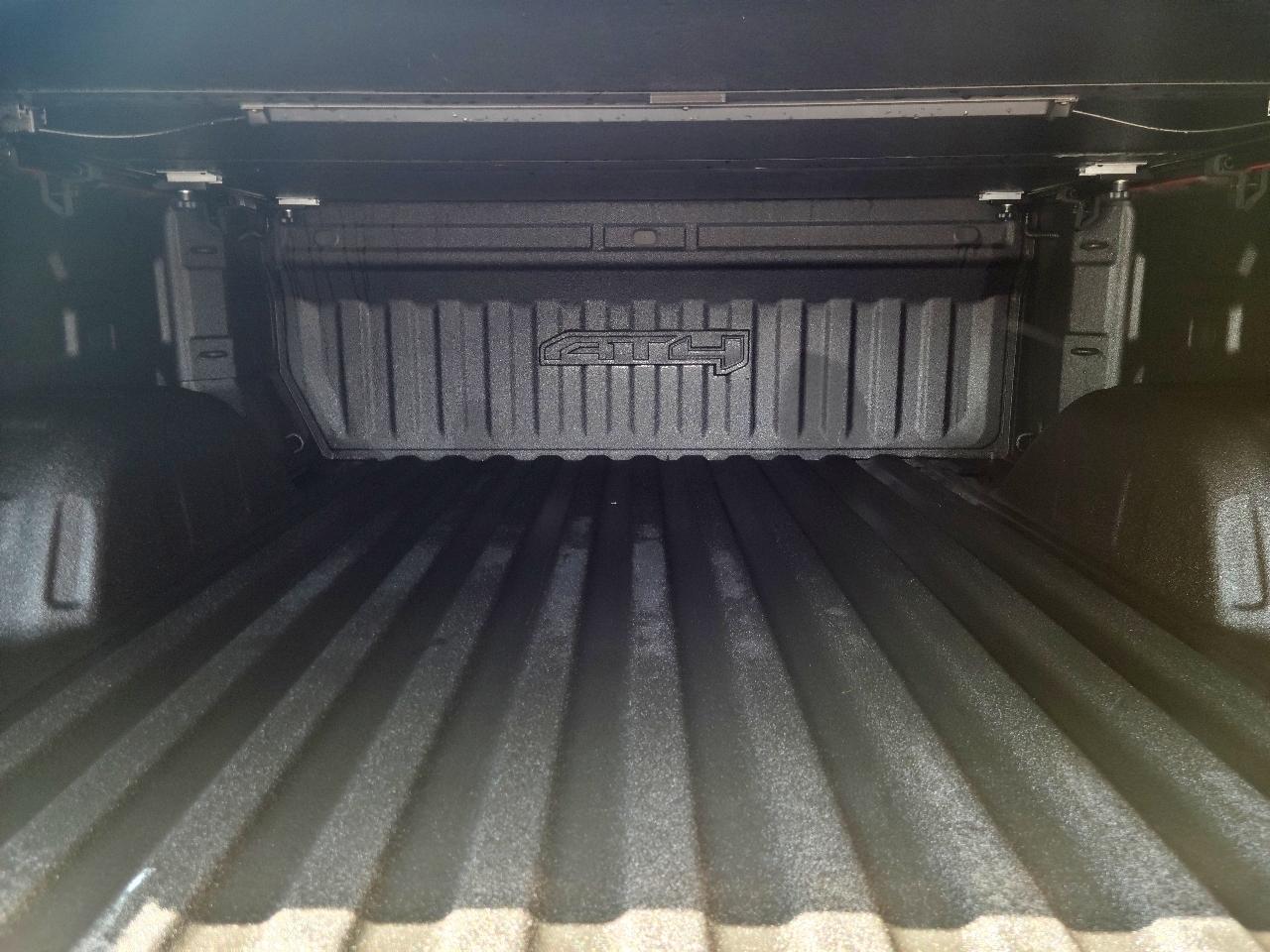 GMC Sierra 1500 4WD Crew Cab 147" AT4 2021