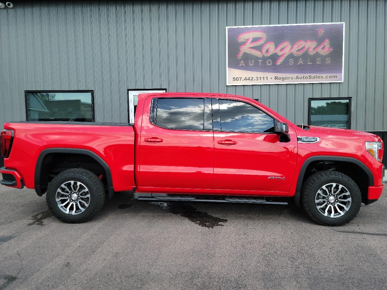 GMC Sierra 1500 4WD Crew Cab 147" AT4 2021