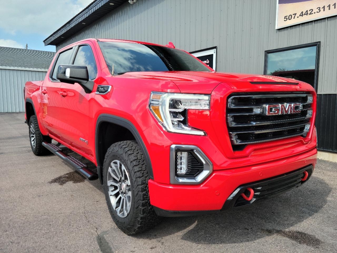 GMC Sierra 1500 4WD Crew Cab 147" AT4 2021