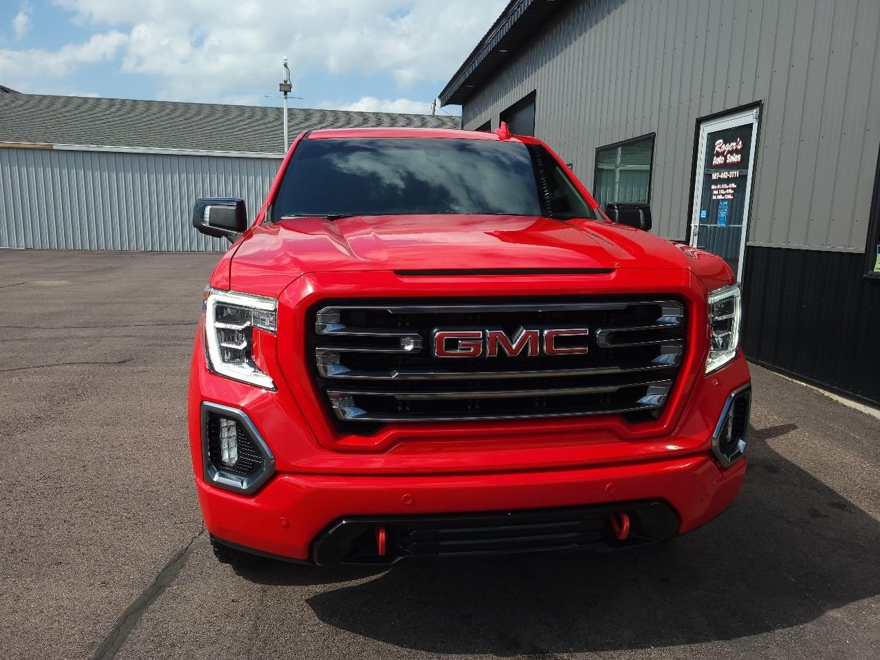 GMC Sierra 1500 4WD Crew Cab 147" AT4 2021