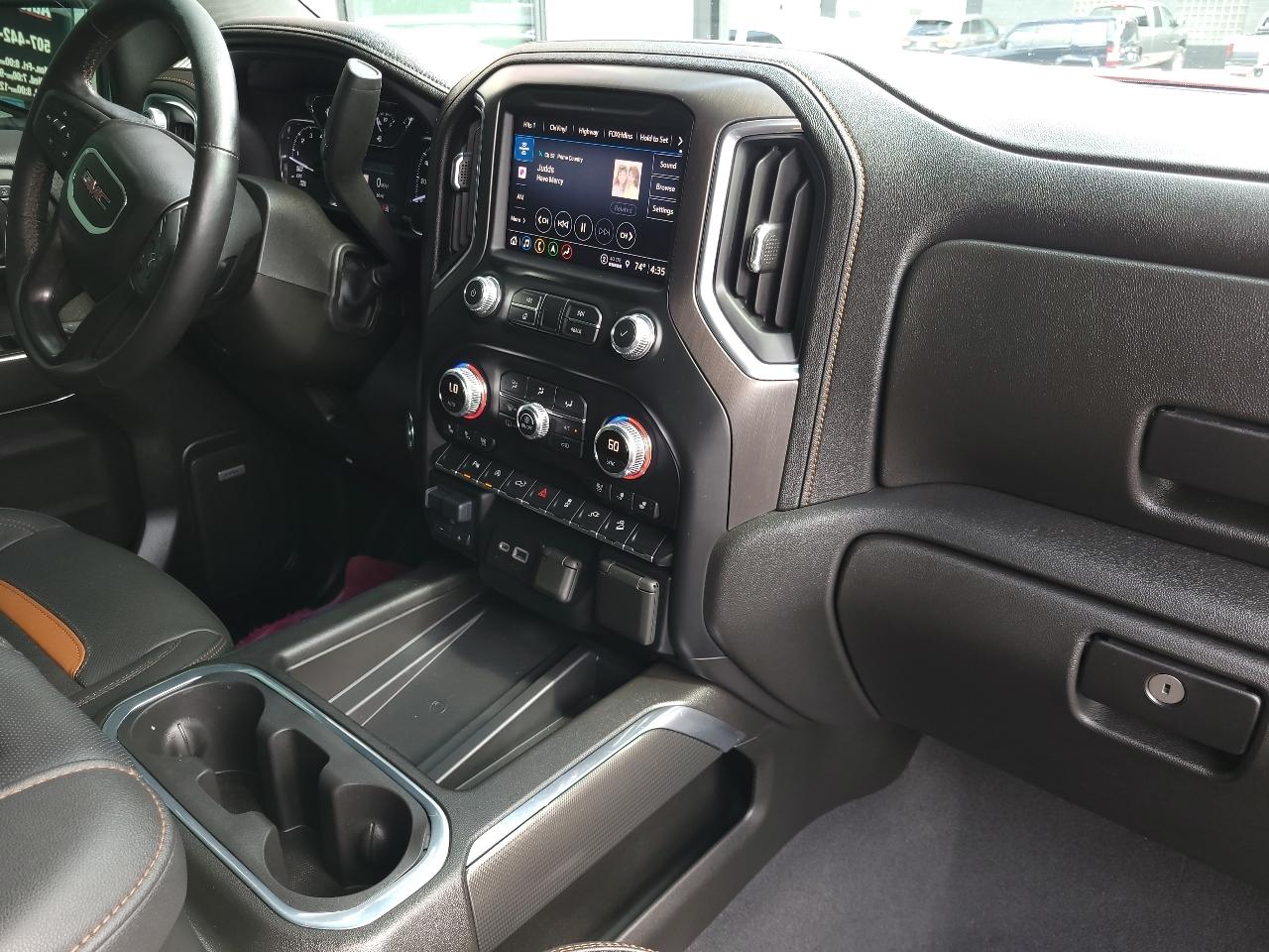 GMC Sierra 1500 4WD Crew Cab 147" AT4 2021