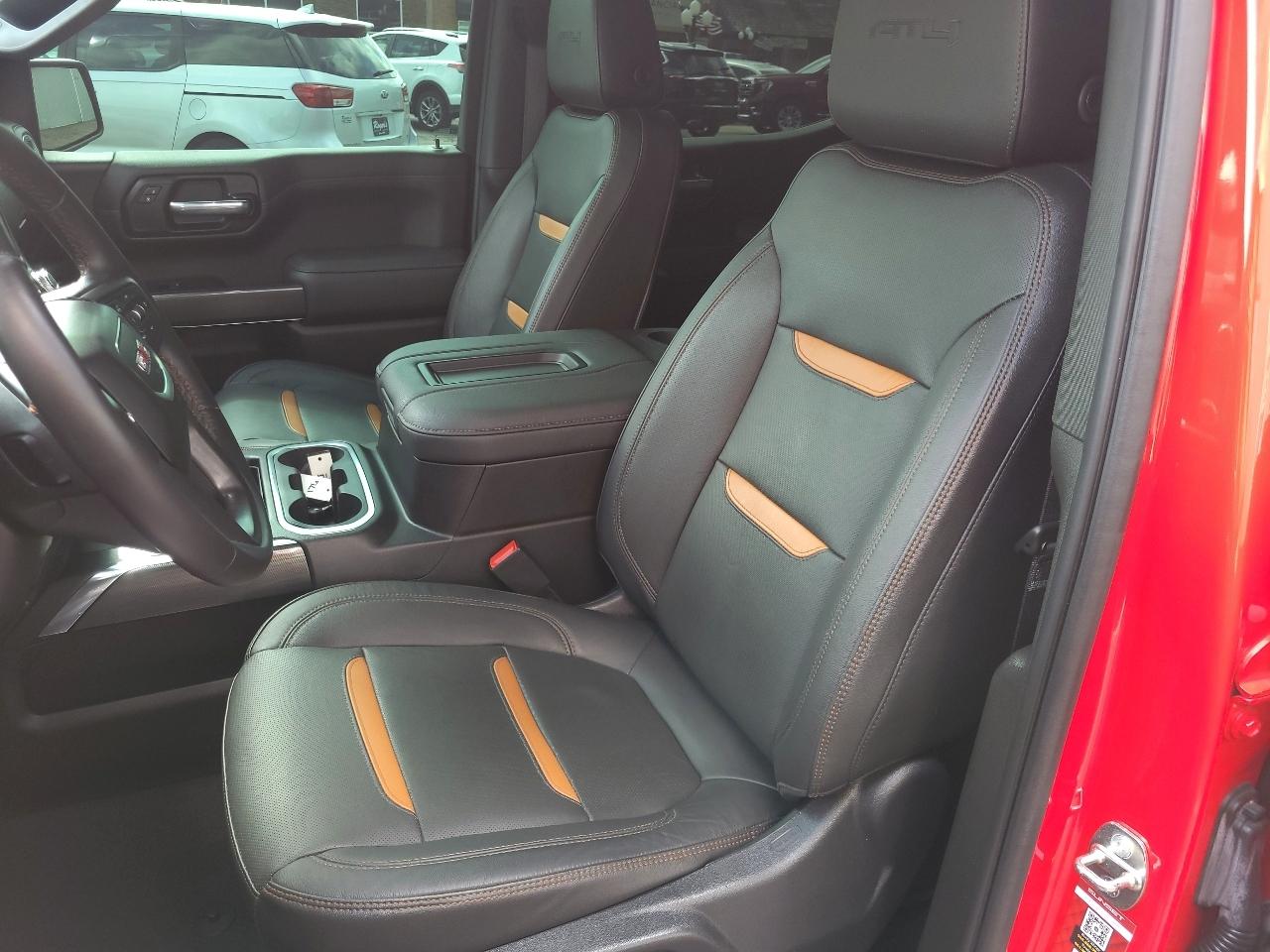 GMC Sierra 1500 4WD Crew Cab 147" AT4 2021