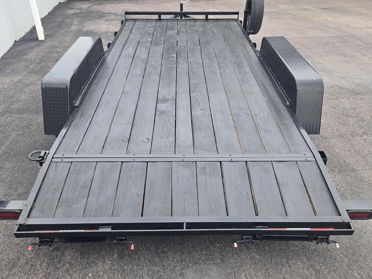 Down 2 Earth Trailers DTE8216WCHT5.2B-1  2026