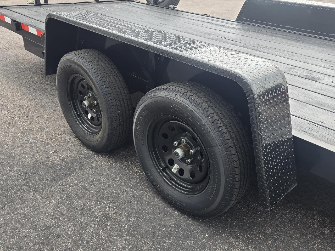 Down 2 Earth Trailers DTE8216WCHT5.2B-1  2026