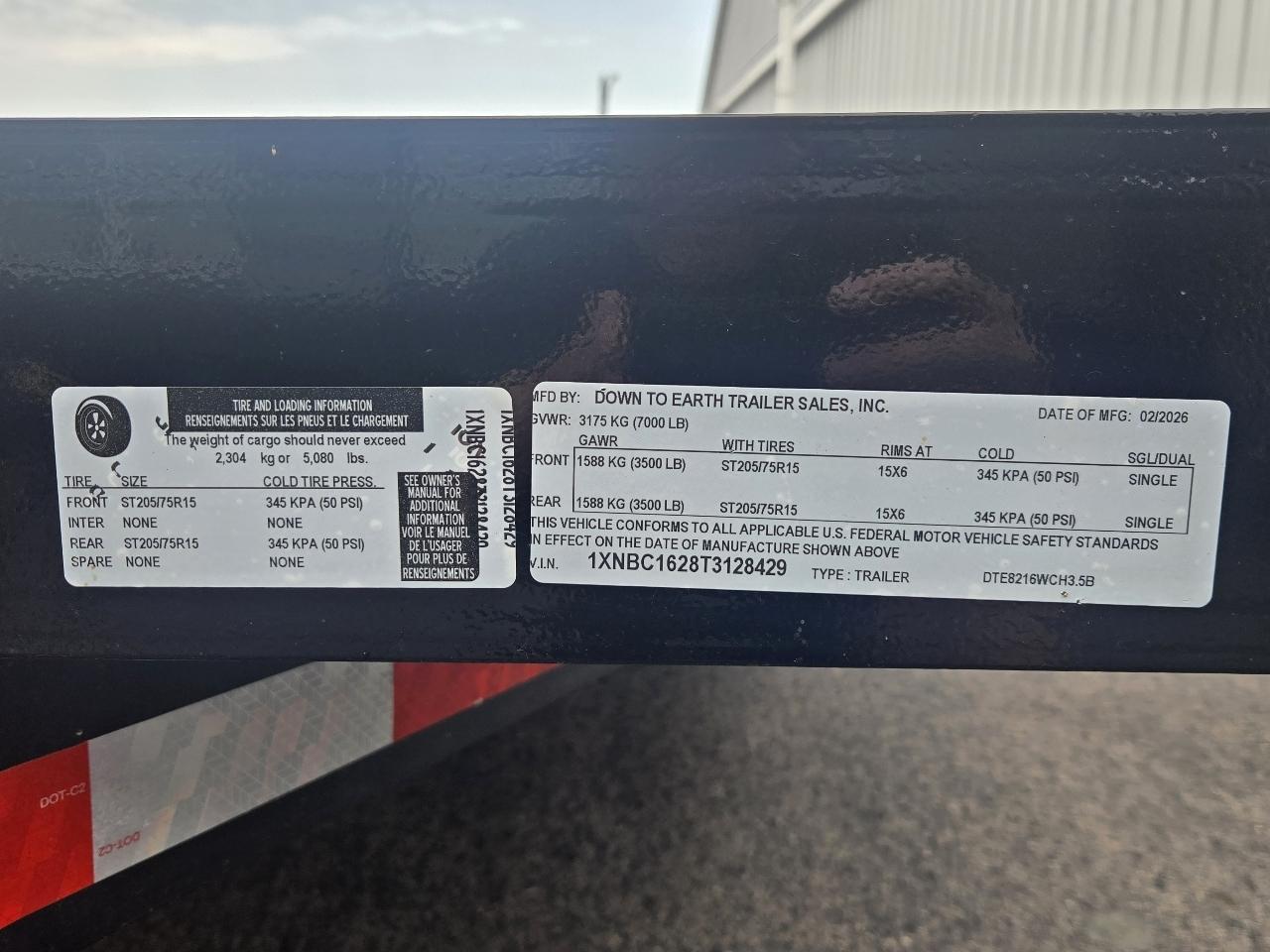 Down 2 Earth Trailers DTE8216WCHT5.2B-1  2026