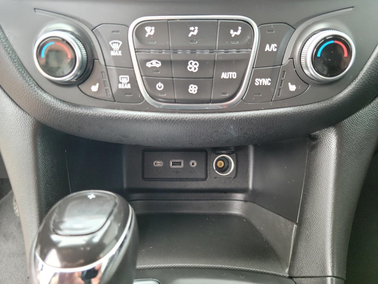 Chevrolet Equinox AWD 4dr LT w/2FL 2019