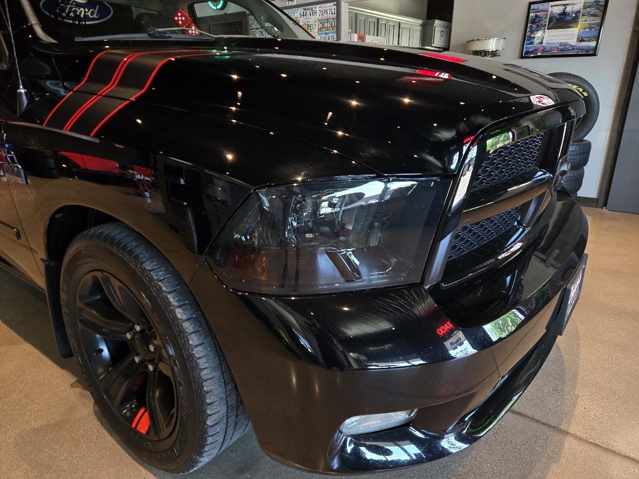 RAM 1500 2WD Reg Cab 120.5" SLT 2012