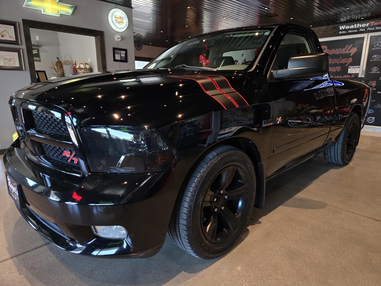 RAM 1500 2WD Reg Cab 120.5" SLT 2012