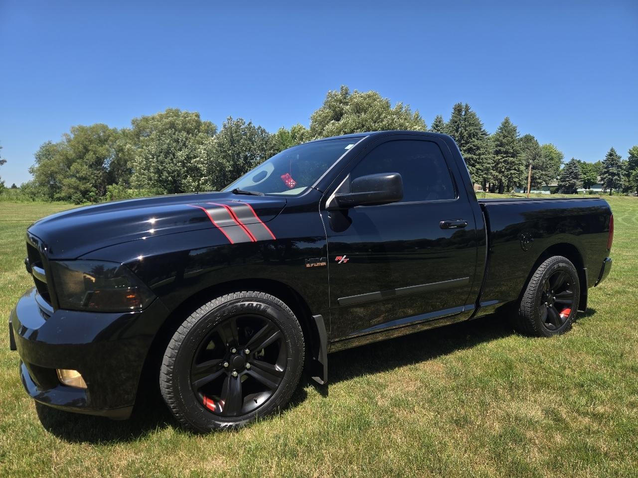 RAM 1500 2WD Reg Cab 120.5" SLT 2012