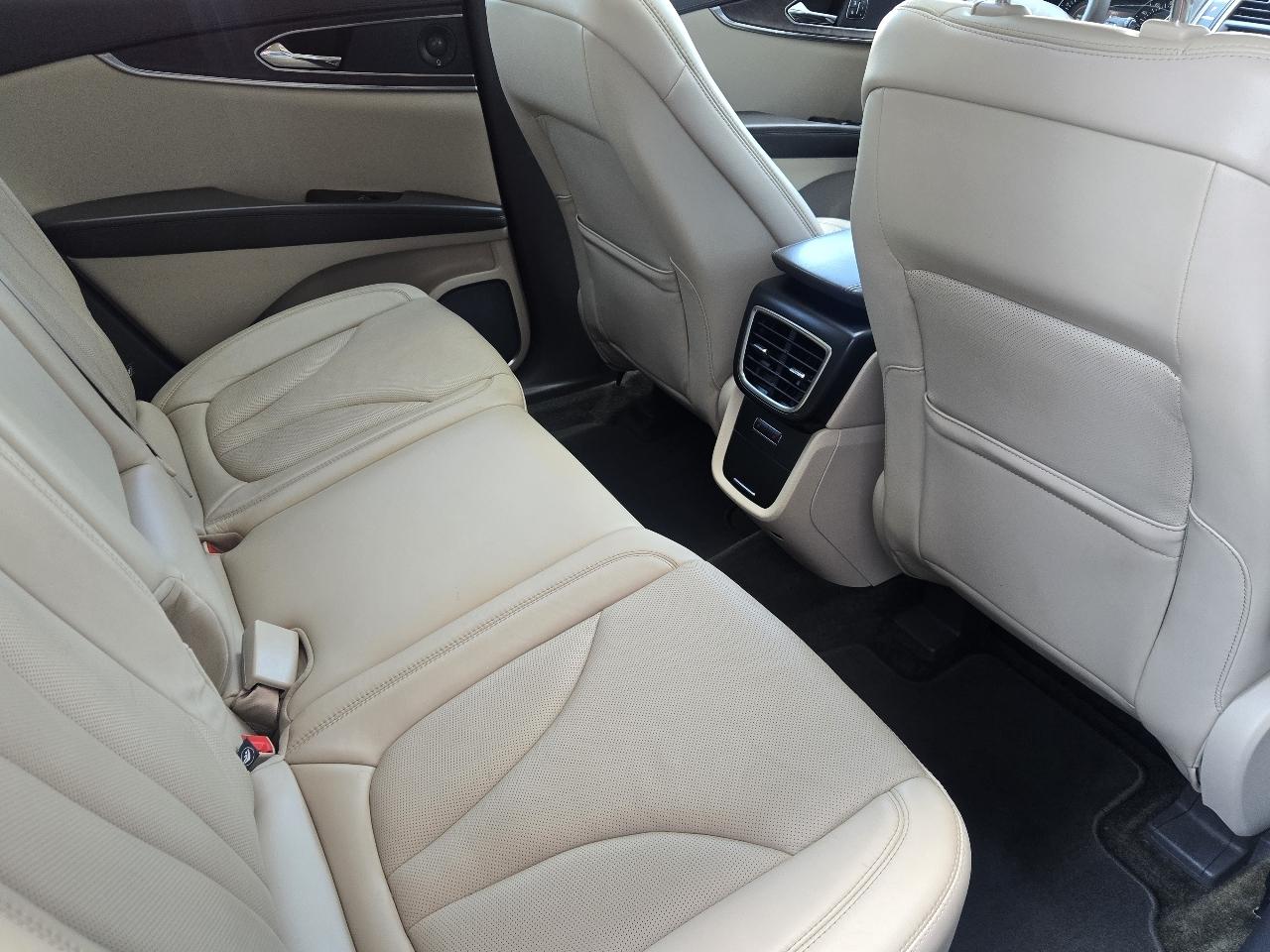 Lincoln MKX AWD 4dr Reserve 2016