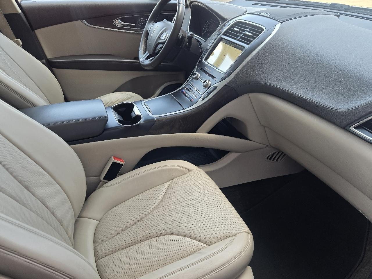 Lincoln MKX AWD 4dr Reserve 2016
