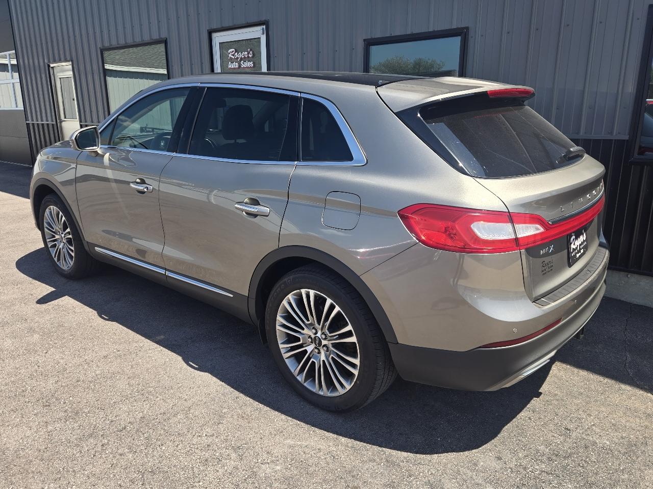 Lincoln MKX AWD 4dr Reserve 2016