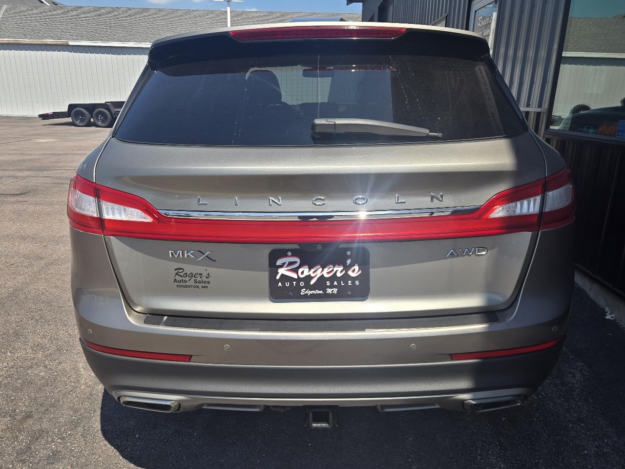 Lincoln MKX AWD 4dr Reserve 2016