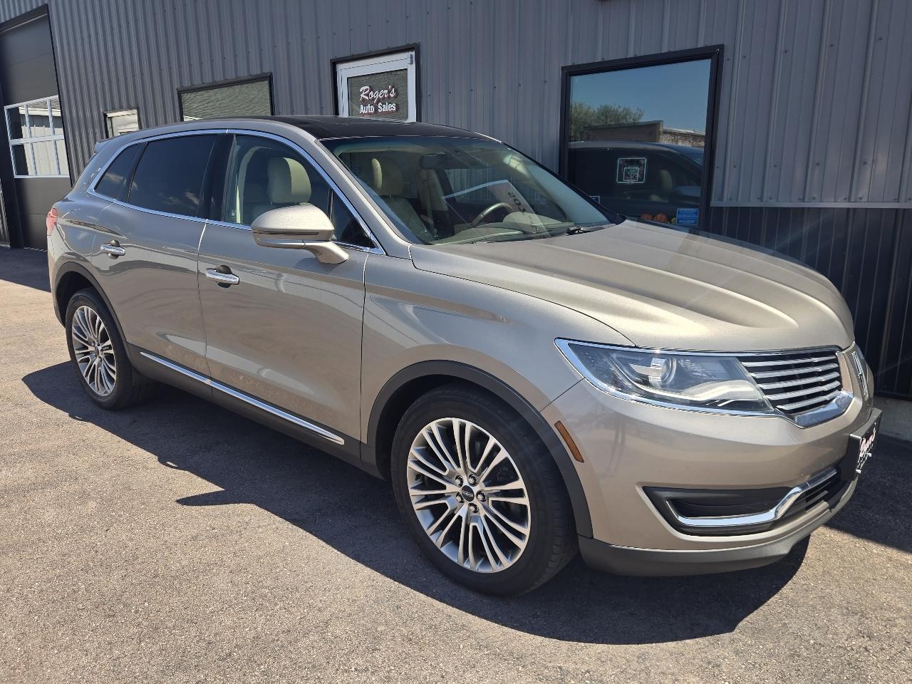 Lincoln MKX AWD 4dr Reserve 2016