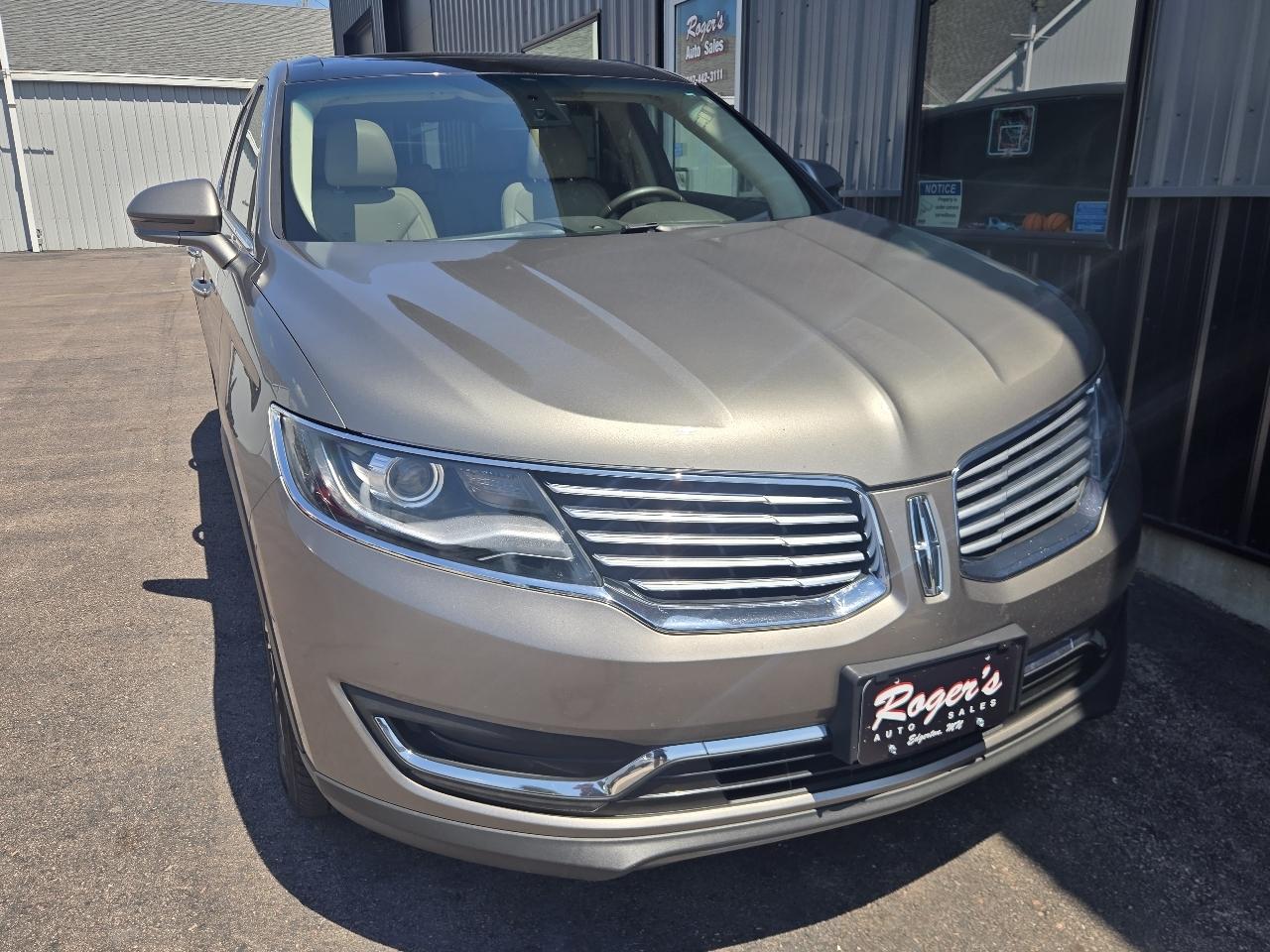 Lincoln MKX AWD 4dr Reserve 2016