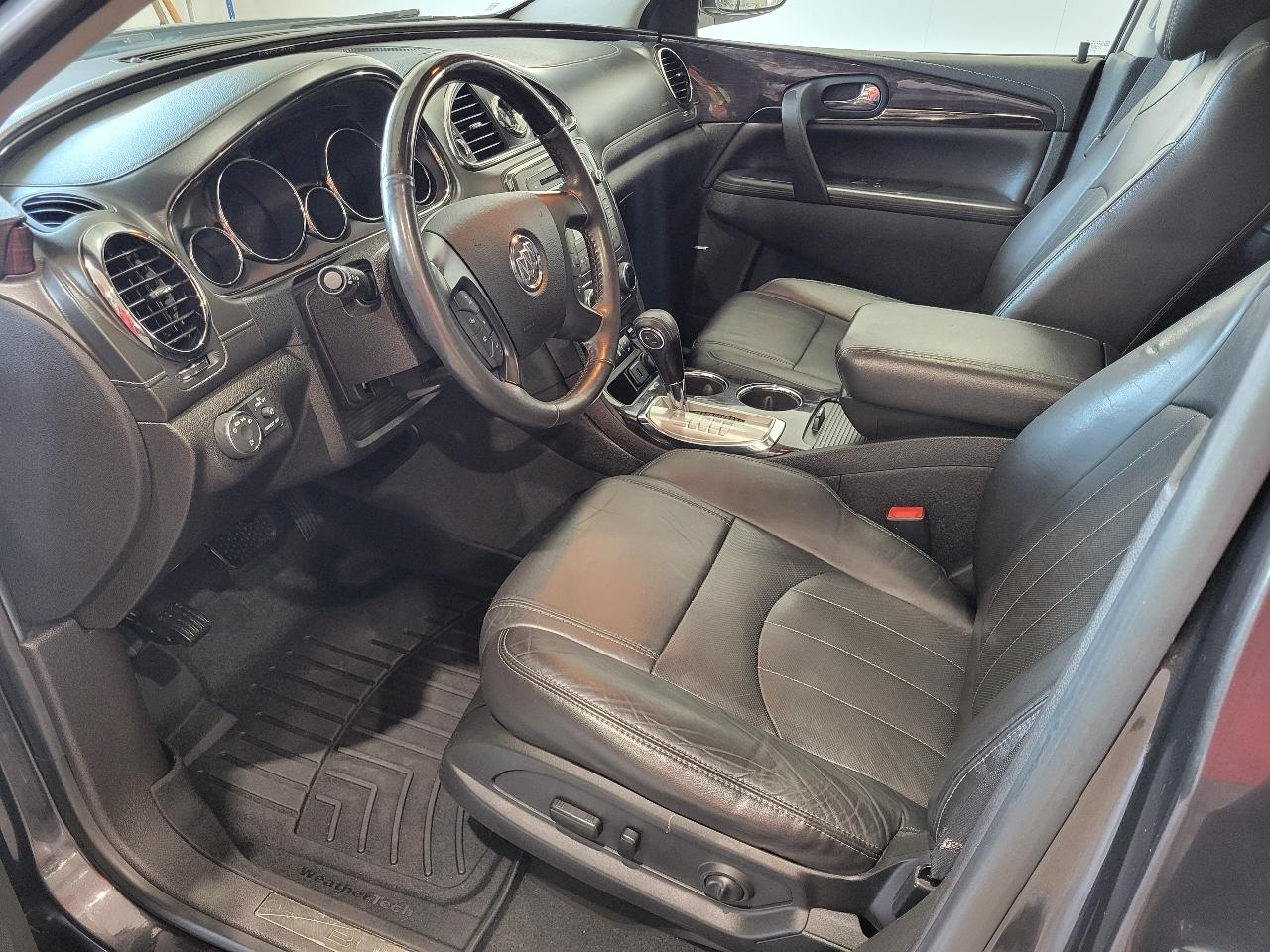 Buick Enclave AWD 4dr Leather 2016