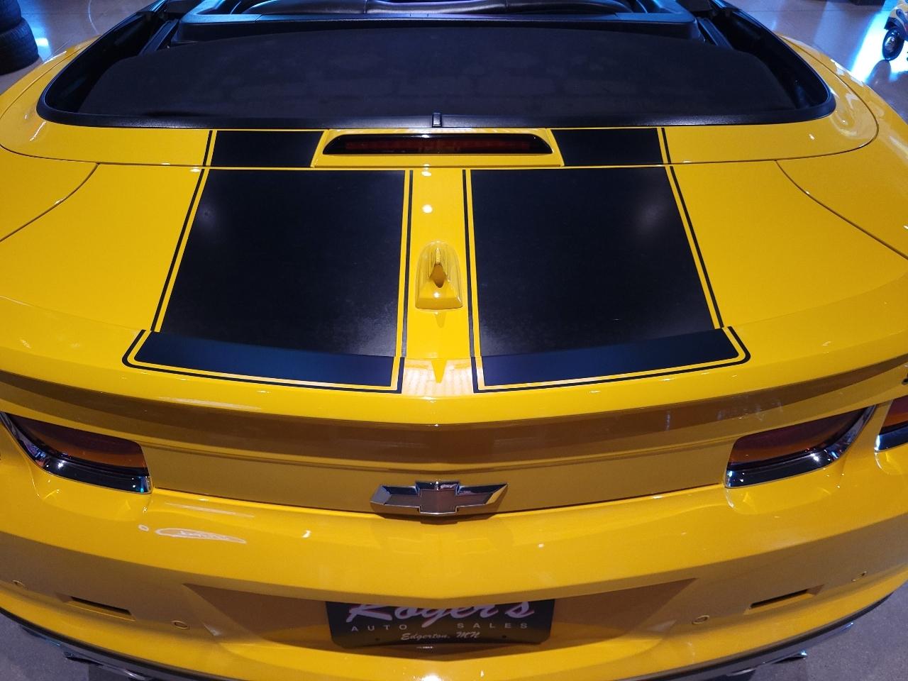 Chevrolet Camaro 2dr Conv 2SS 2011