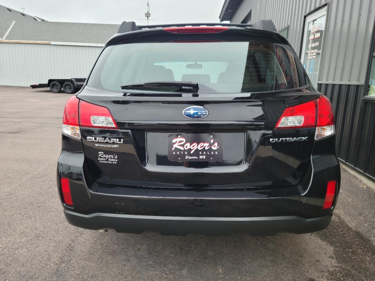 Subaru Outback 4dr Wgn H4 Auto 2.5i 2011