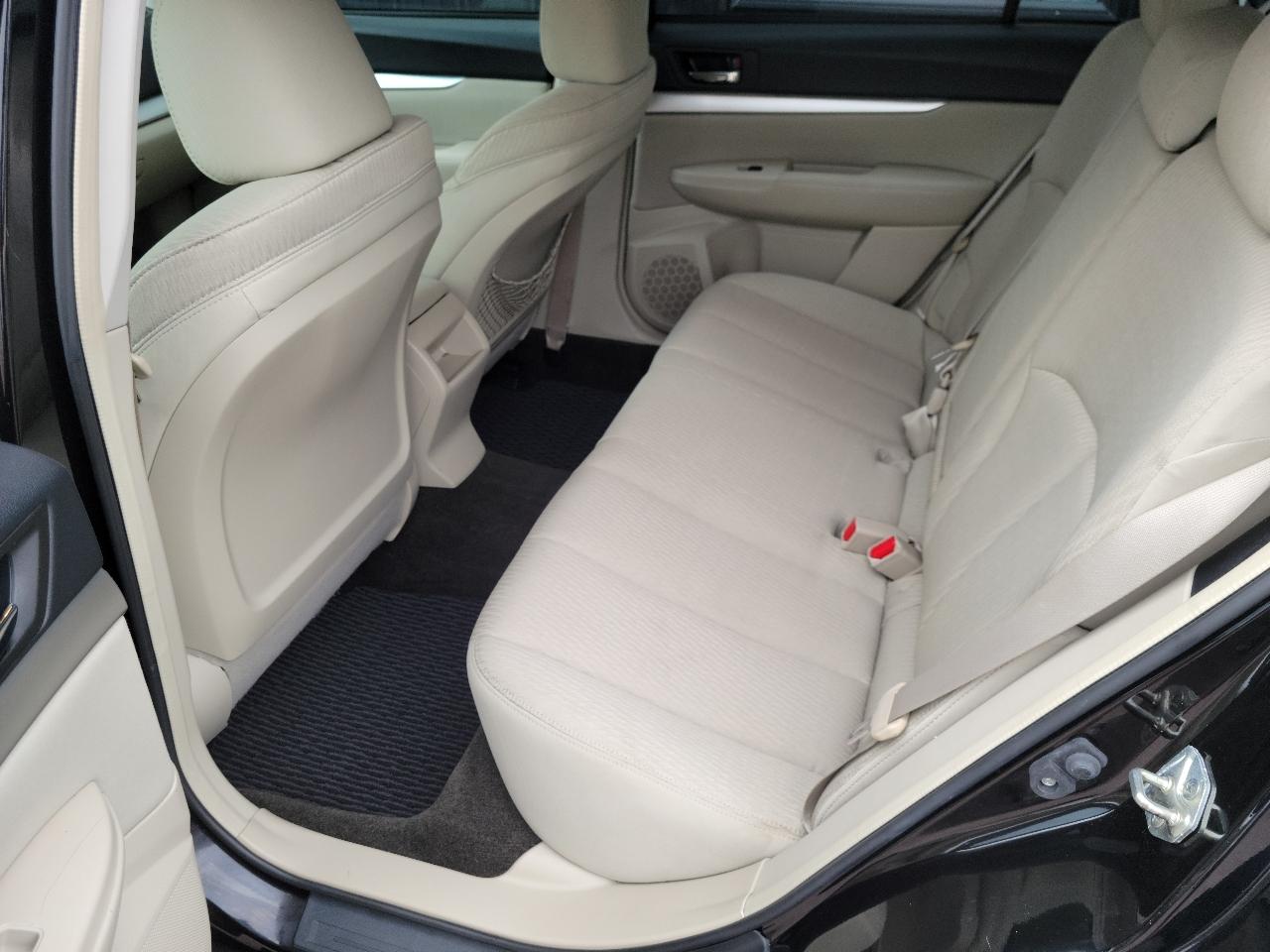 Subaru Outback 4dr Wgn H4 Auto 2.5i 2011