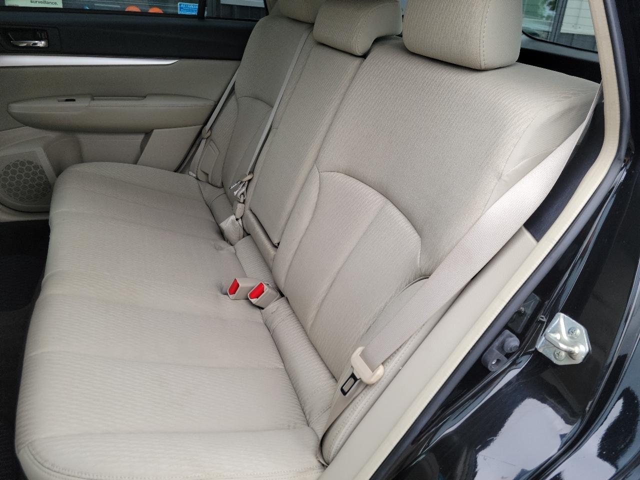 Subaru Outback 4dr Wgn H4 Auto 2.5i 2011