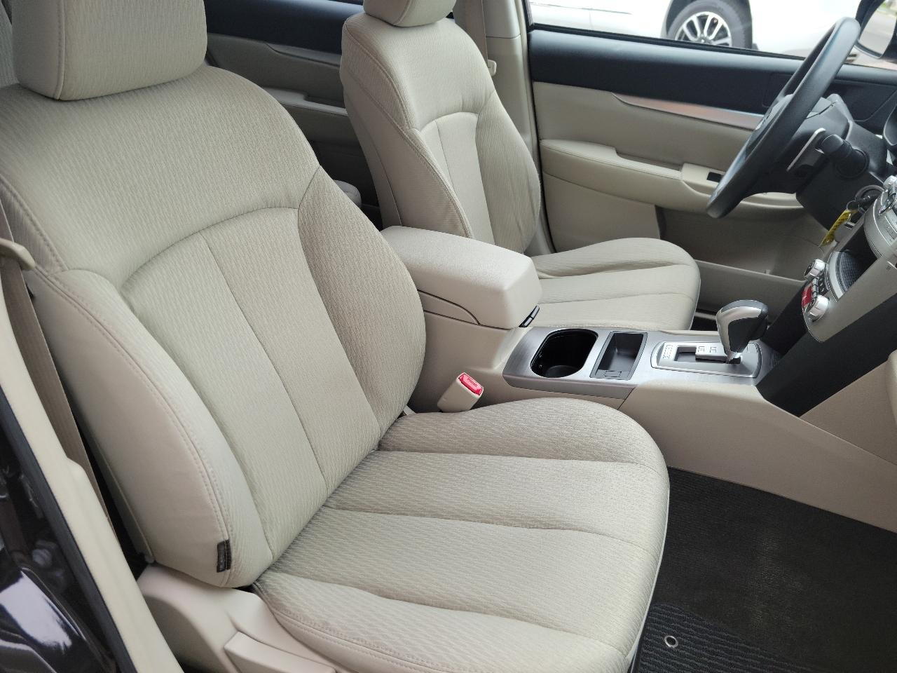 Subaru Outback 4dr Wgn H4 Auto 2.5i 2011