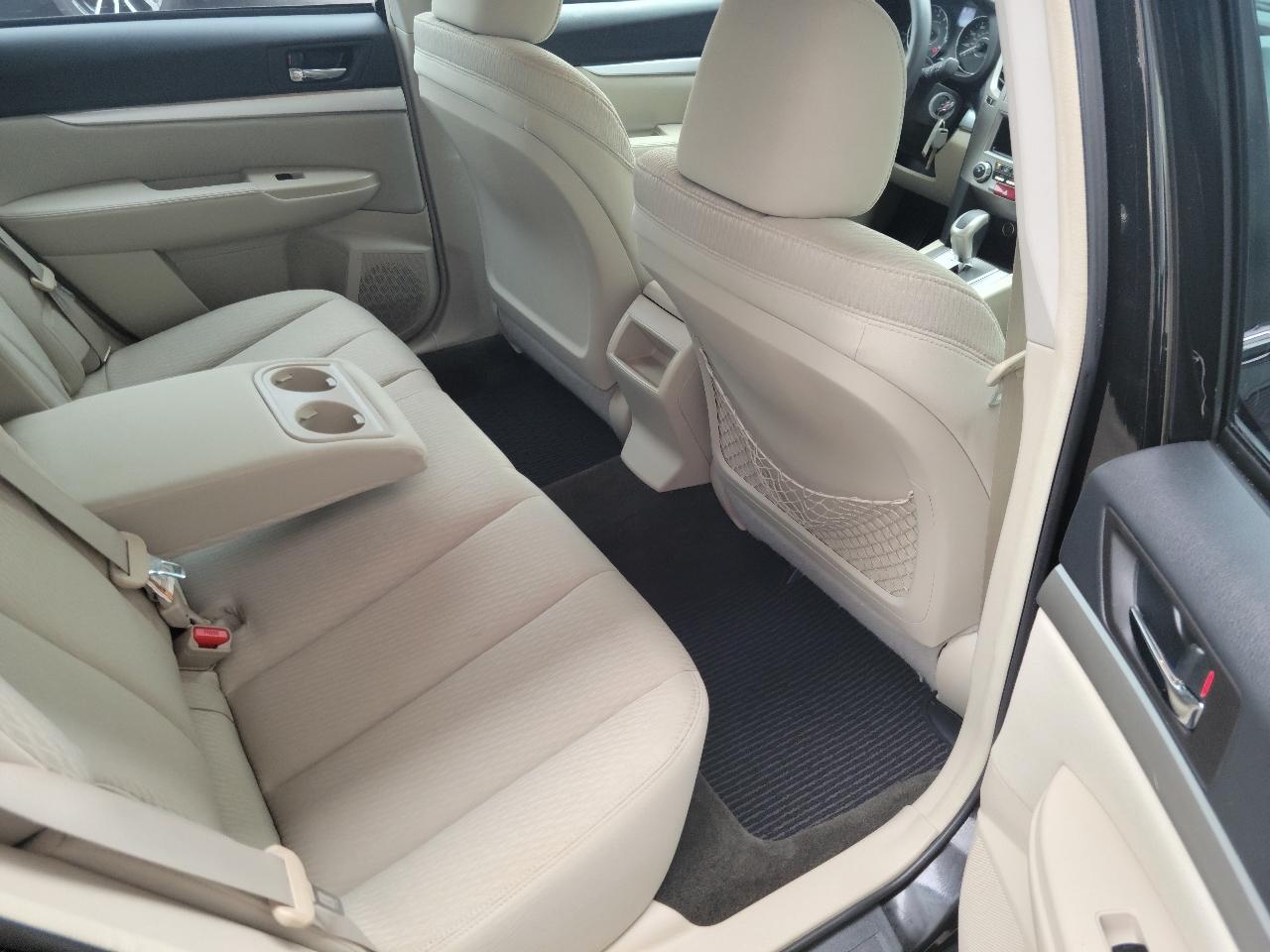 Subaru Outback 4dr Wgn H4 Auto 2.5i 2011