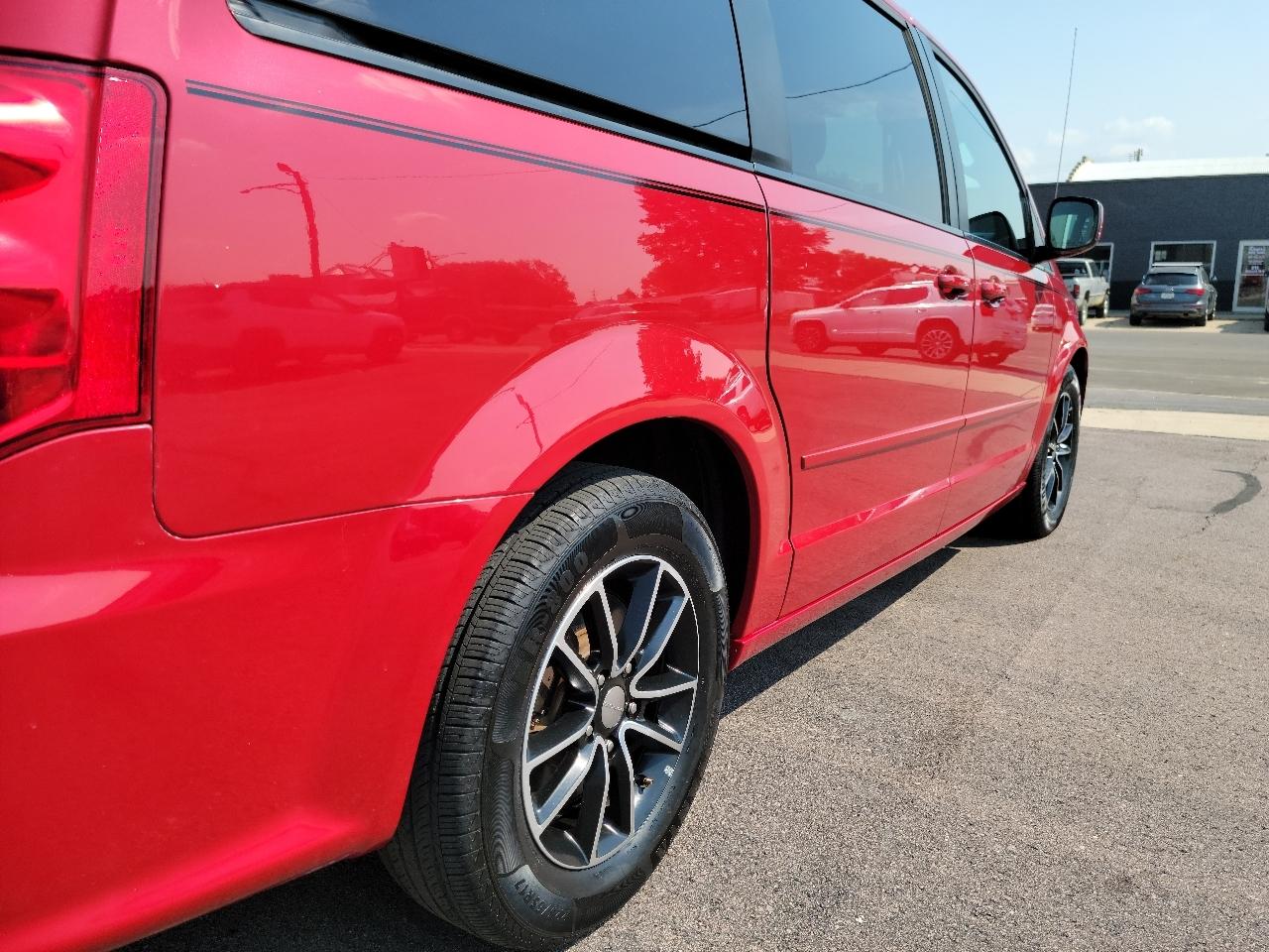 Dodge Grand Caravan 4dr Wgn R/T 2016