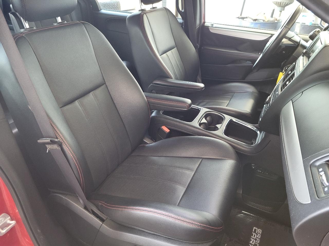 Dodge Grand Caravan 4dr Wgn R/T 2016