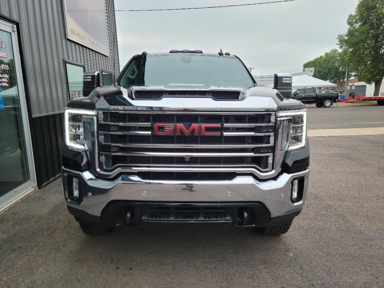 GMC Sierra 3500HD 4WD Crew Cab 159" SLT 2022
