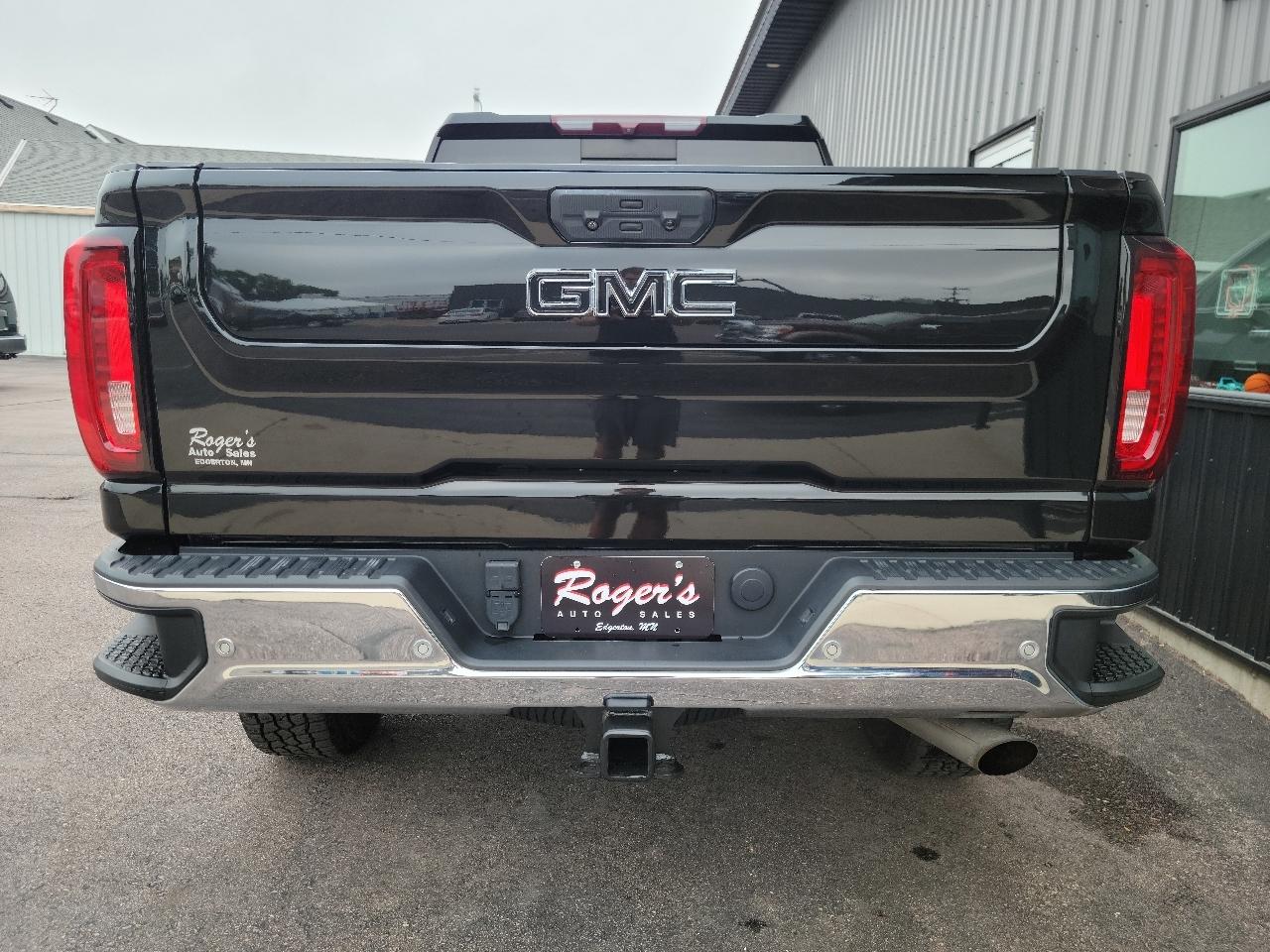 GMC Sierra 3500HD 4WD Crew Cab 159" SLT 2022