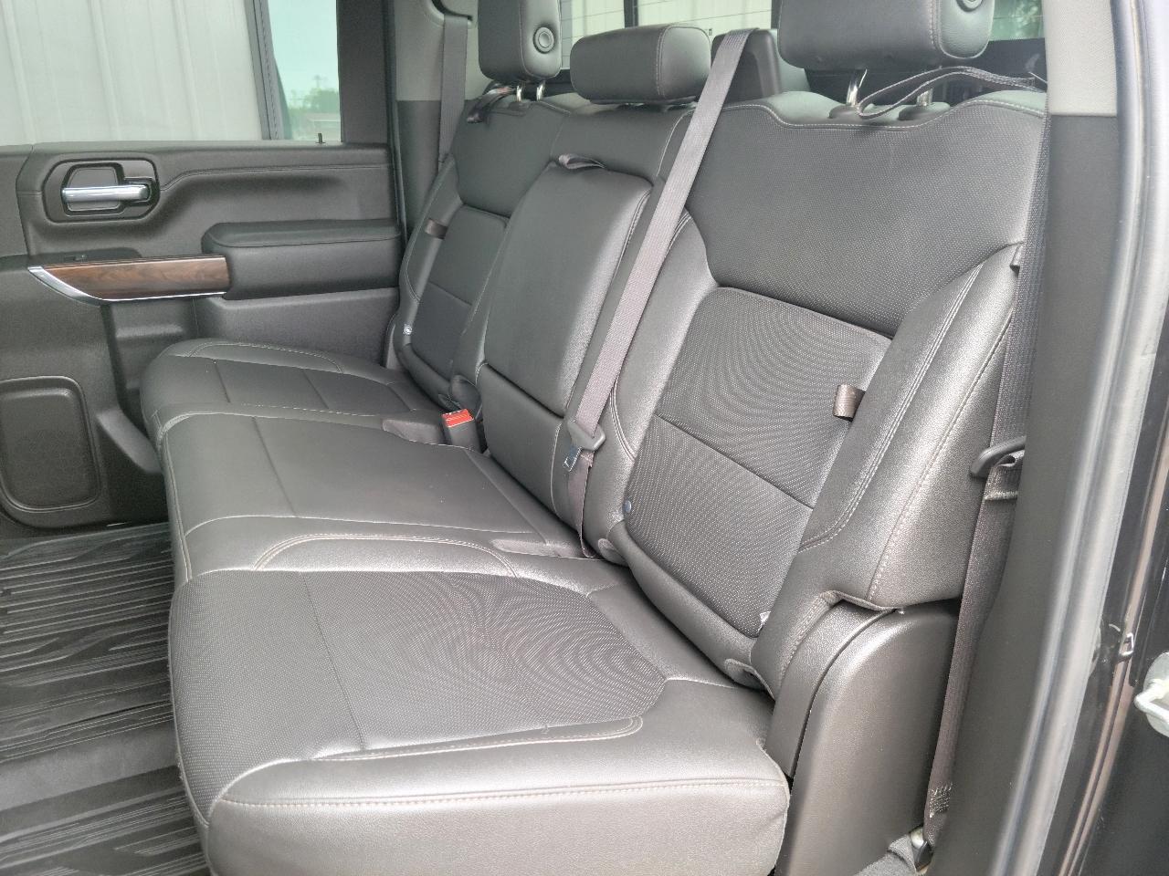 GMC Sierra 3500HD 4WD Crew Cab 159" SLT 2022
