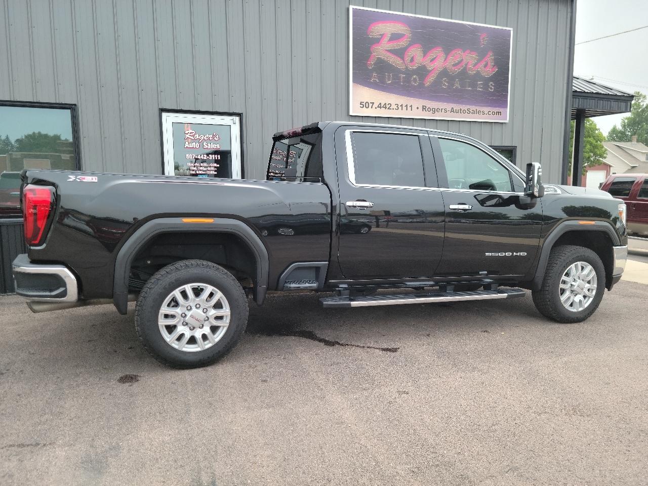 GMC Sierra 3500HD 4WD Crew Cab 159" SLT 2022