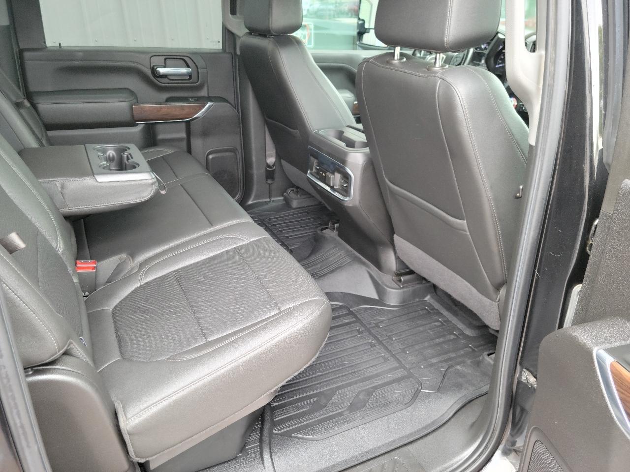 GMC Sierra 3500HD 4WD Crew Cab 159" SLT 2022