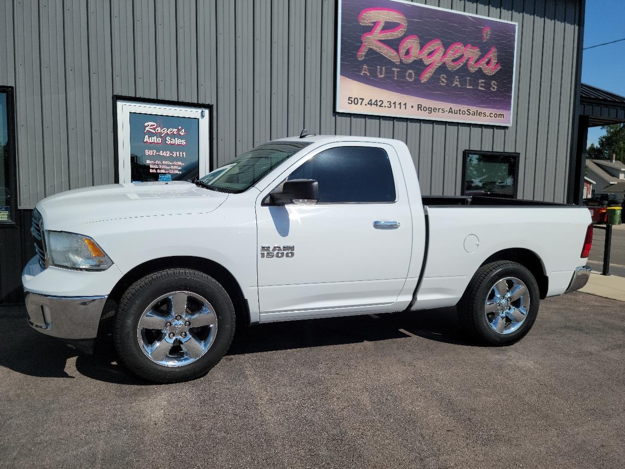RAM 1500 2WD Reg Cab 120.5" Big Horn 2015