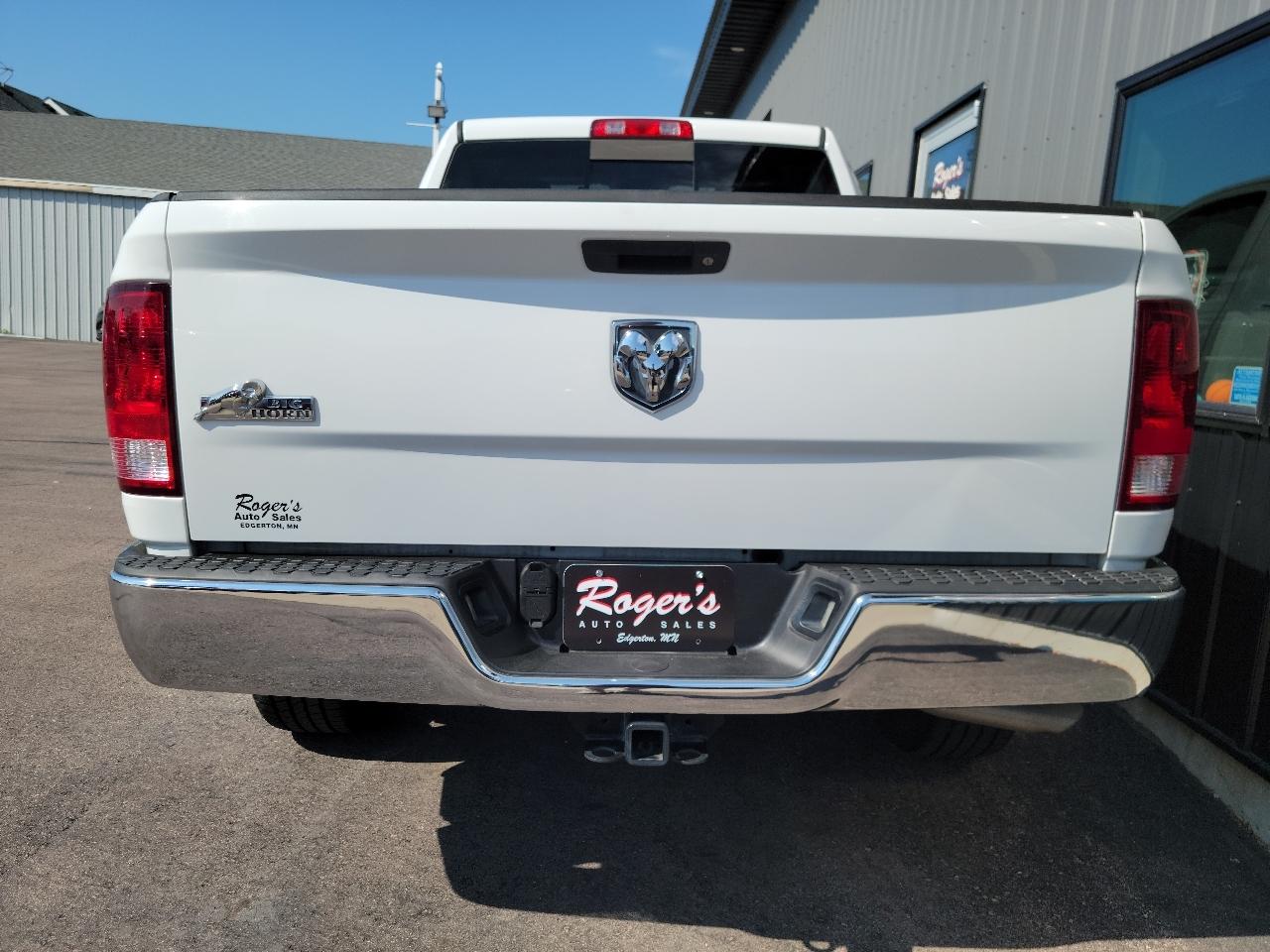 RAM 1500 2WD Reg Cab 120.5" Big Horn 2015