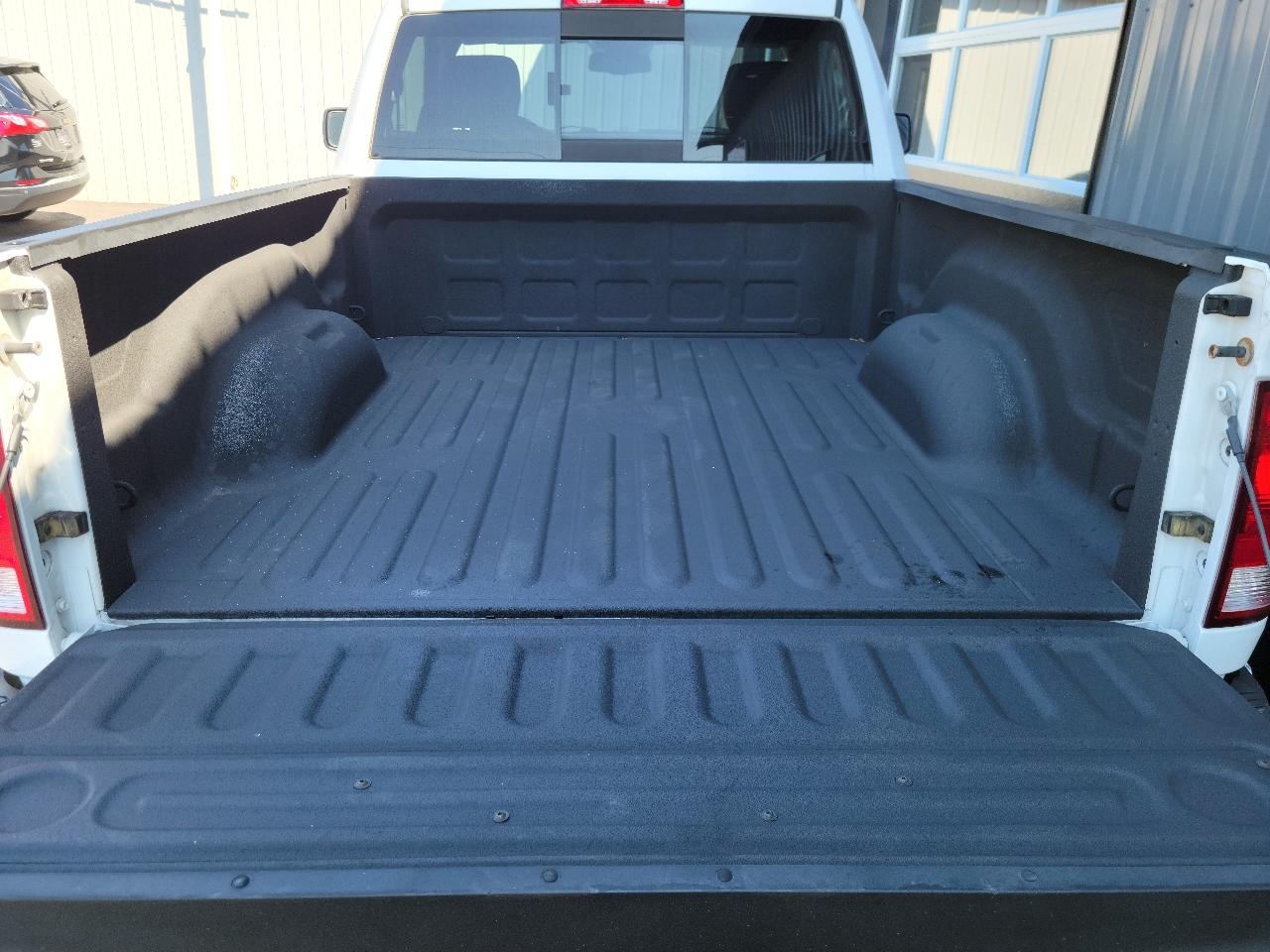 RAM 1500 2WD Reg Cab 120.5" Big Horn 2015