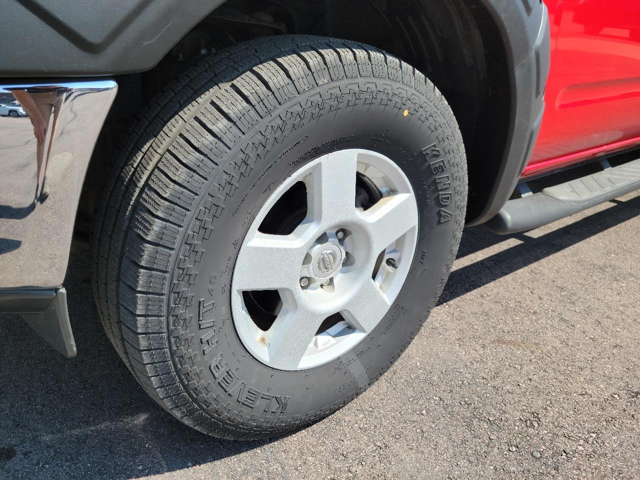 Nissan Frontier 4WD SE Crew Cab V6 Auto 2005