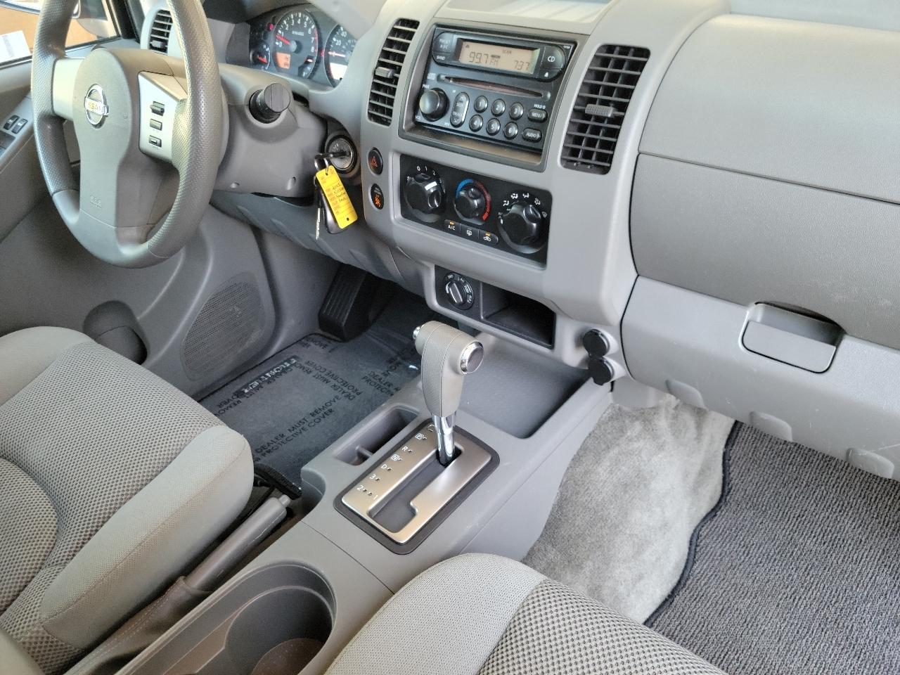 Nissan Frontier 4WD SE Crew Cab V6 Auto 2005