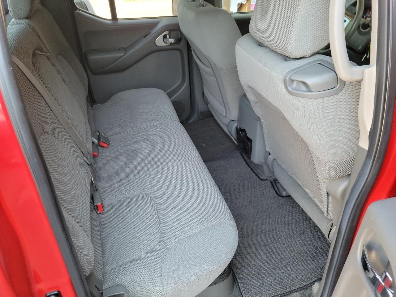 Nissan Frontier 4WD SE Crew Cab V6 Auto 2005