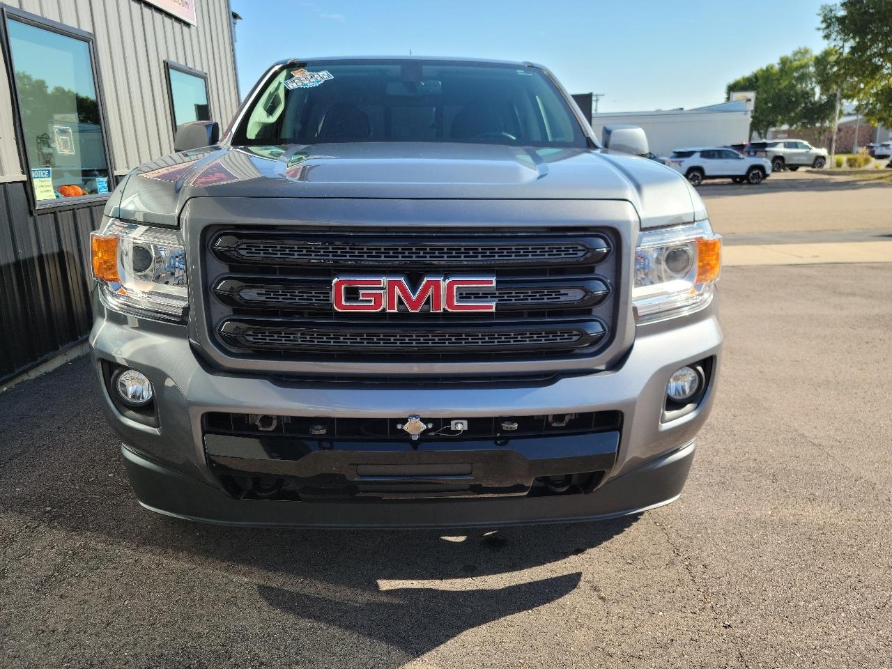 GMC Canyon 4WD Crew Cab 128.3" All Terrain w/Cloth 2019