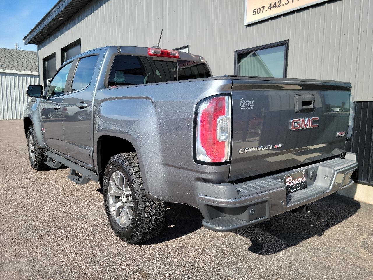 GMC Canyon 4WD Crew Cab 128.3" All Terrain w/Cloth 2019