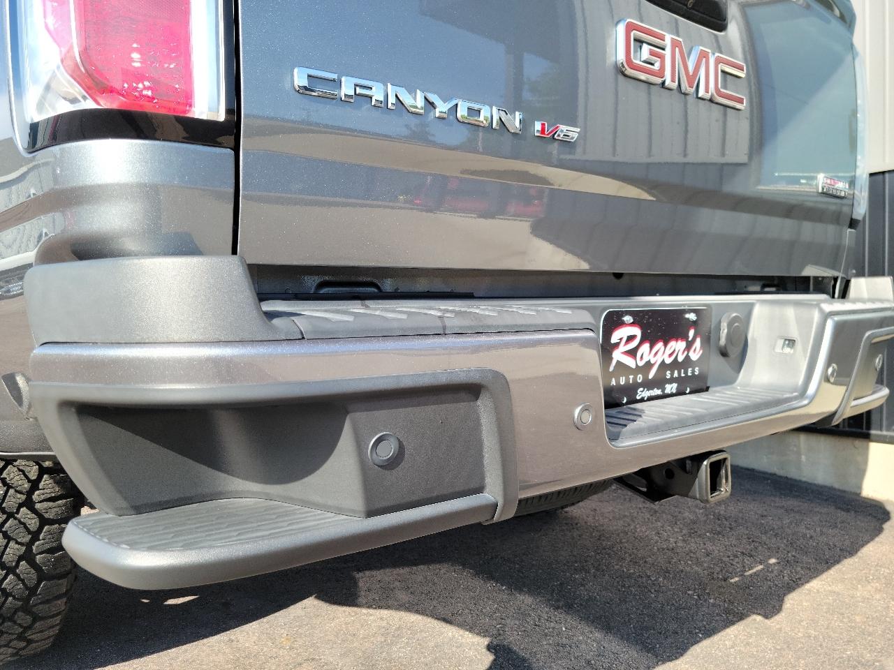 GMC Canyon 4WD Crew Cab 128.3" All Terrain w/Cloth 2019