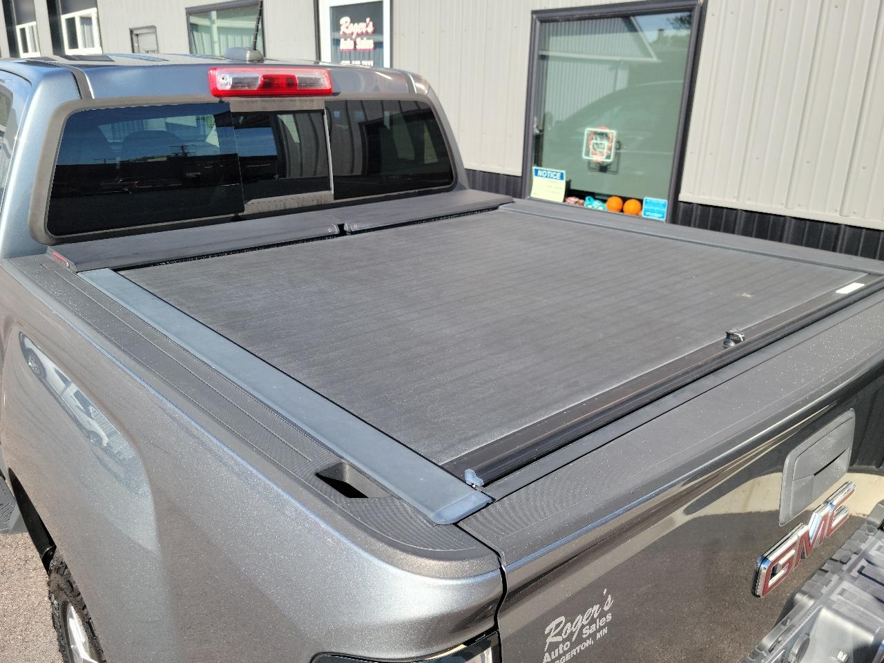 GMC Canyon 4WD Crew Cab 128.3" All Terrain w/Cloth 2019
